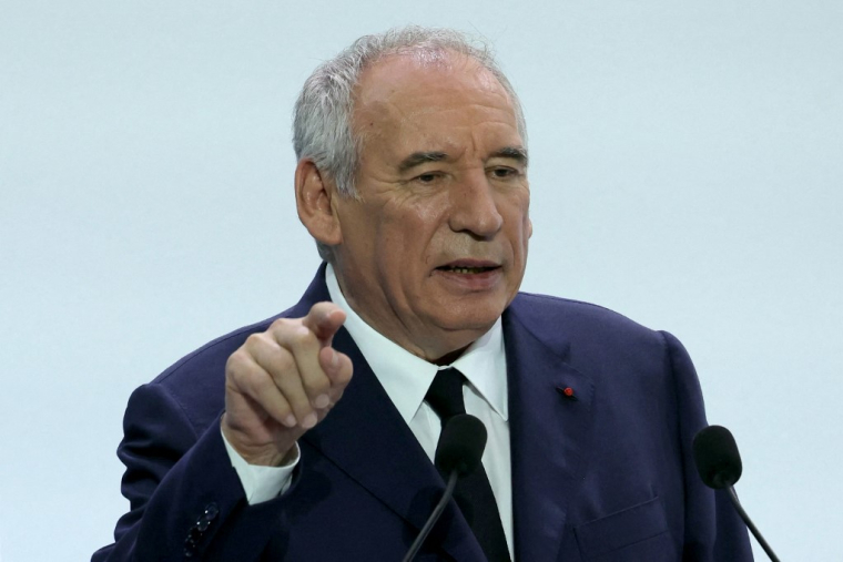 Europe in Submission? Bayrou Slams the EU-US Deal as a Dark Day for Europe