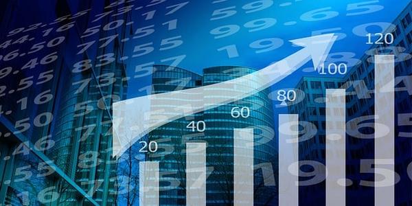 Bitcoin traders push for a breakout past $90K as sell walls defend the level and shorts eye liquidation toward $93K