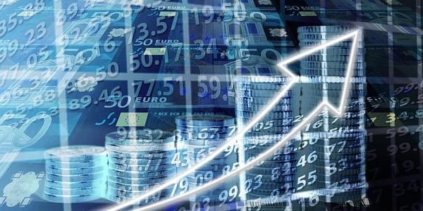 U.S.-Listed Bitcoin ETFs Overtake Gold ETFs in Total AUM, Signaling a Shift Toward Digital Assets (Spot Gold Still Leads)